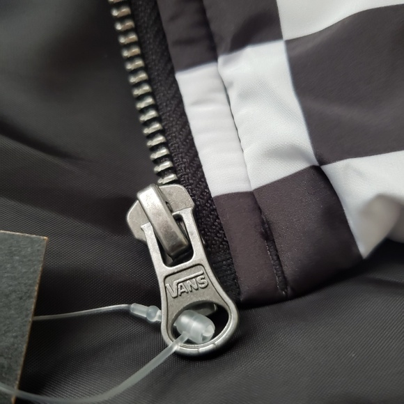 Vans Iconic Checkered Puffer Jacket Size XS NEW! - Picture 12 of 16